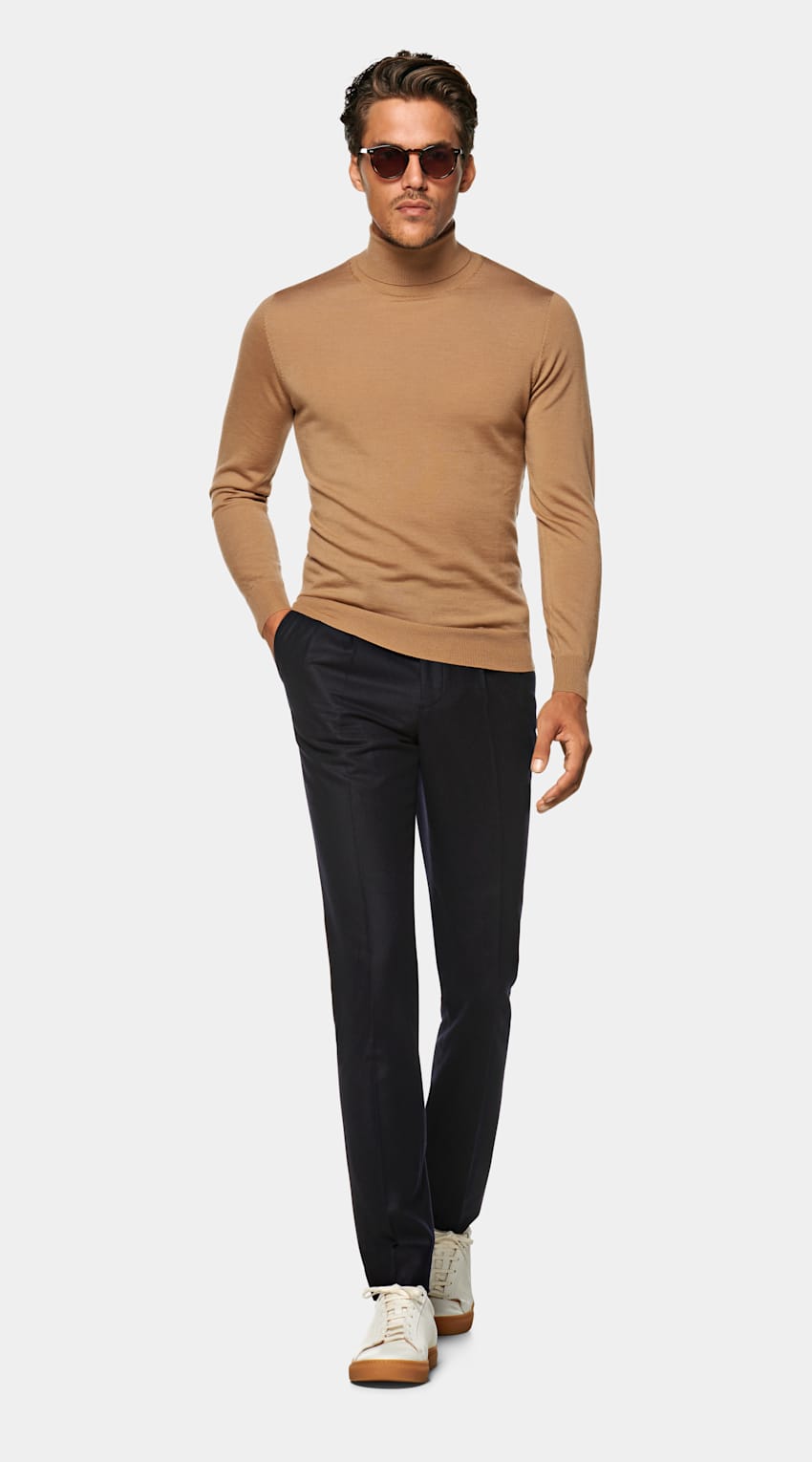 navy pleated trousers
