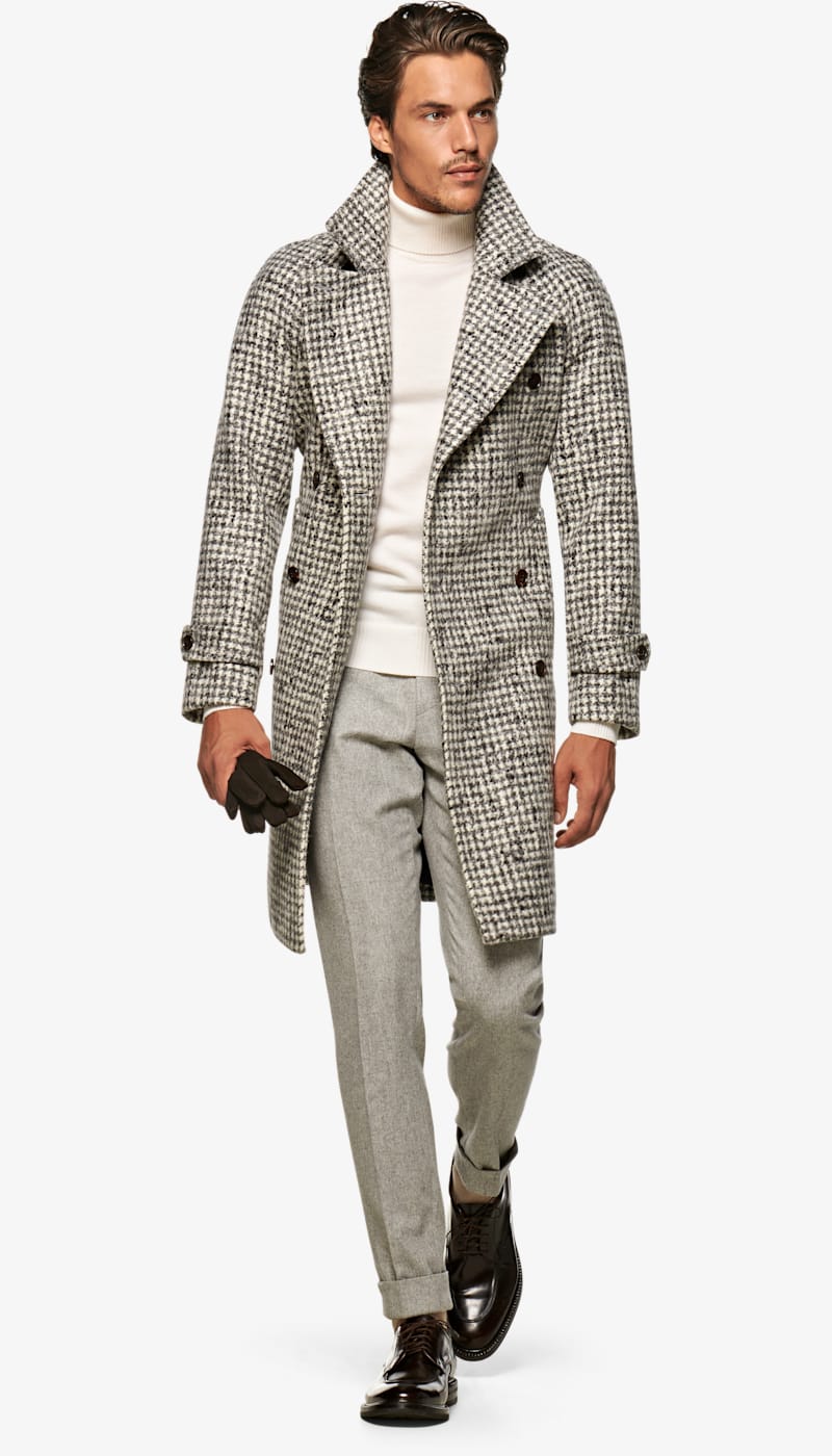 Off_White_Double_Breasted_Coat_J724