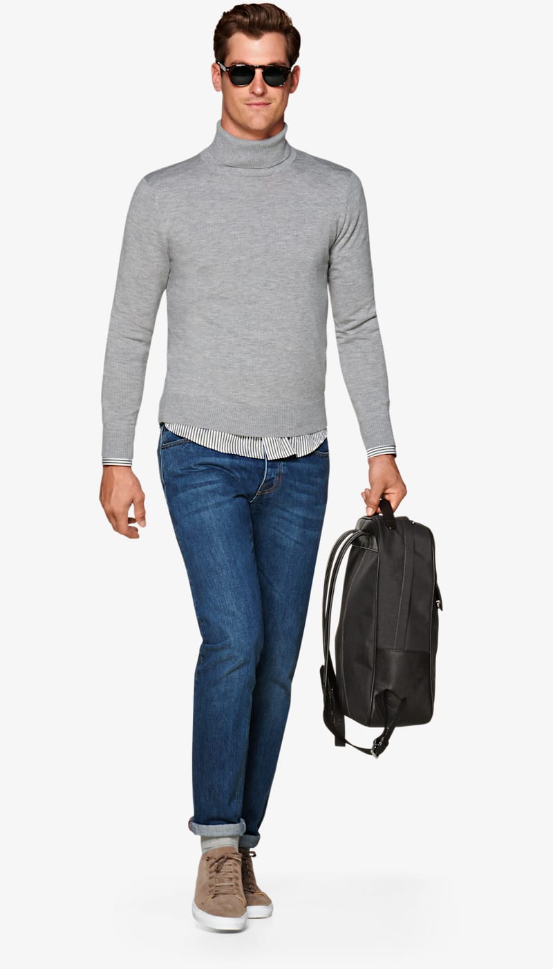 Light_Grey_Turtleneck_SW914
