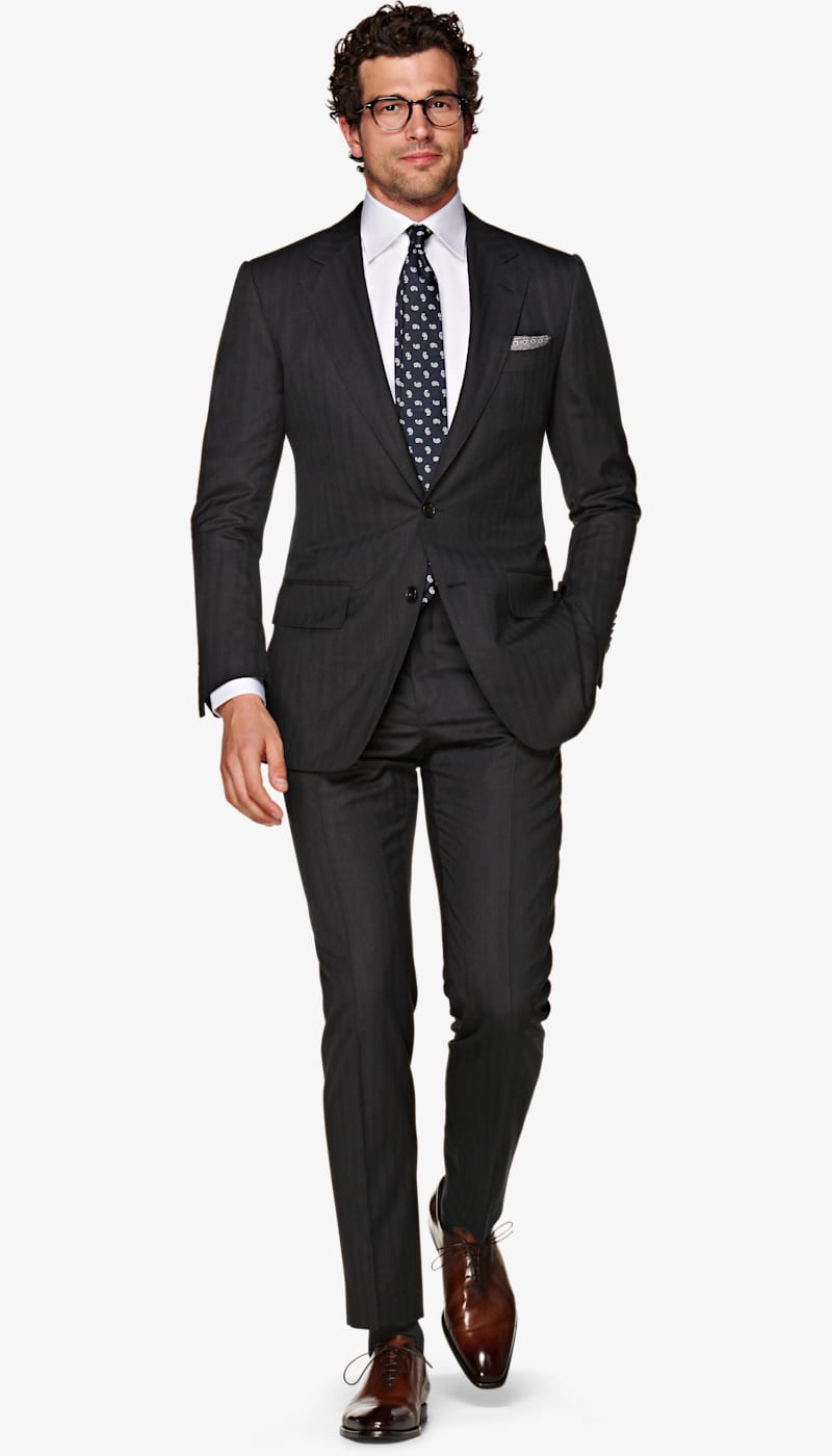 Suit_Dark_Grey_Herringbone_Washington_P5999I