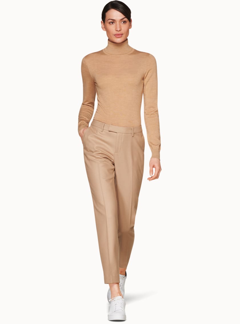 Hunter Camel Turtleneck