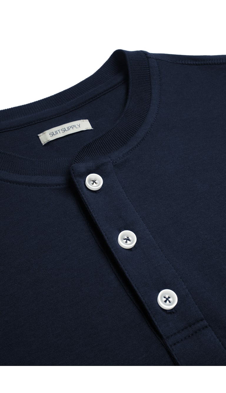 Navy Henley T-shirt Sw773 | Suitsupply Online Store