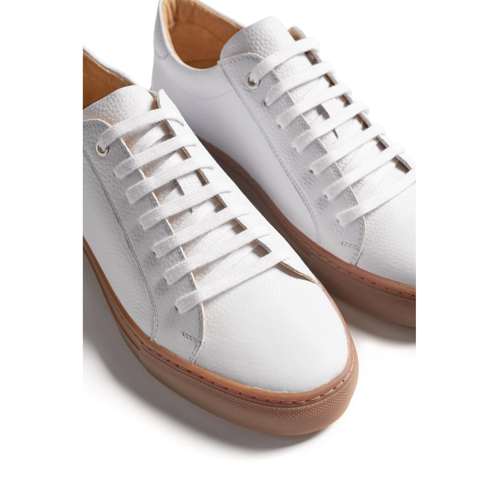 suit supply white shoes