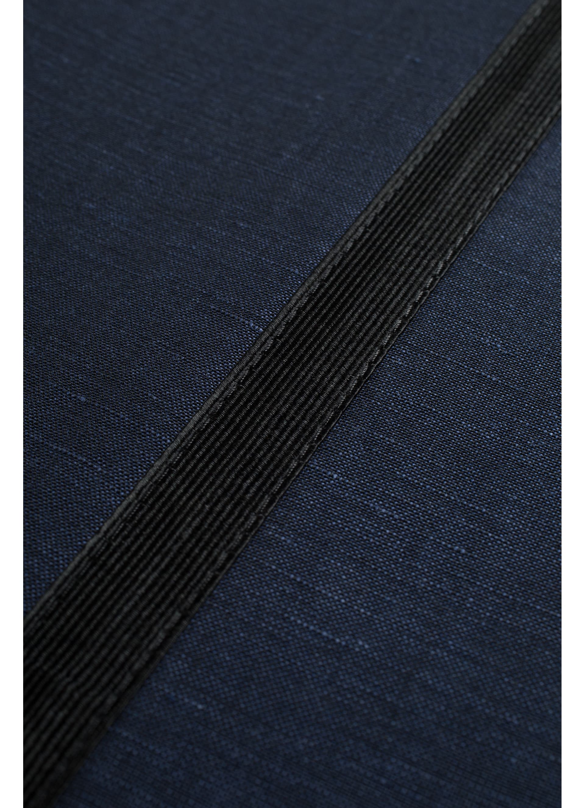 Suit Navy Plain Lazio P5190 | Suitsupply Online Store